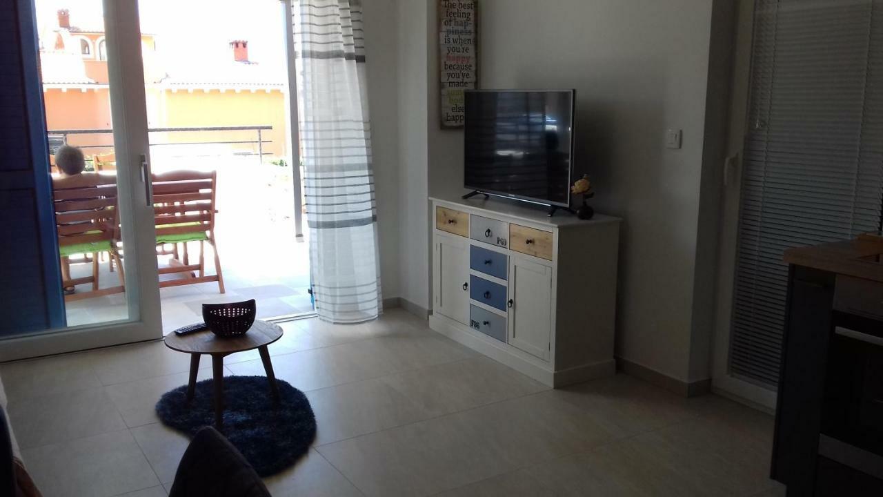 Lorena Cres Kültér fotó